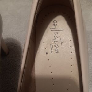 Collection B Women's Beige Heels